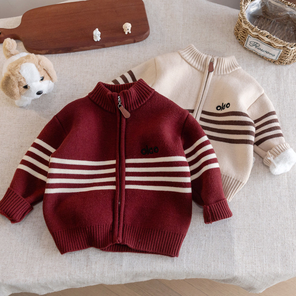 Boys' winter sweater, 2025 new style, children's fleece-lined and thickened baby cardigan, red New Year's coat, autumn and winter style.